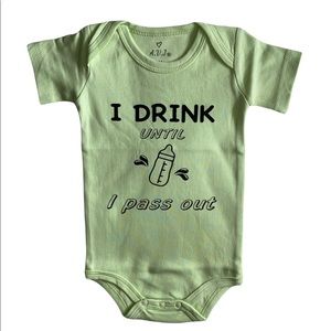 Baby onesie (funny sayings)